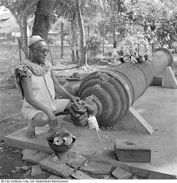 Yang Ajaib dari Makam Keramat di Jakarta