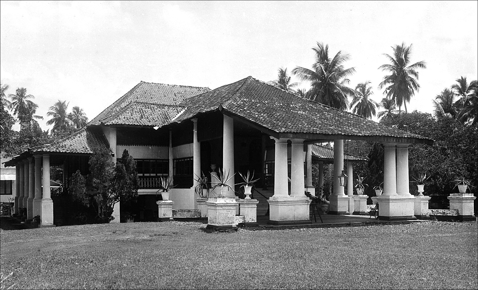 Misteri Lokasi Landhuis Villa Nova